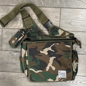 Camo colored messenger bag.